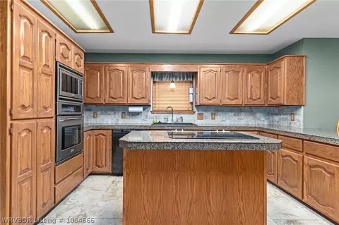 1309 Princeton Dr, Fort Smith, AR 72908 photo 7