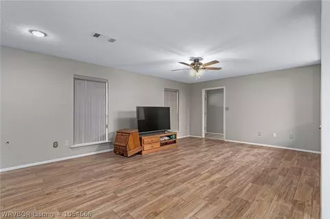 1309 Princeton Dr, Fort Smith, AR 72908 photo 5