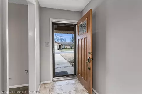 1309 Princeton Dr, Fort Smith, AR 72908 photo 2