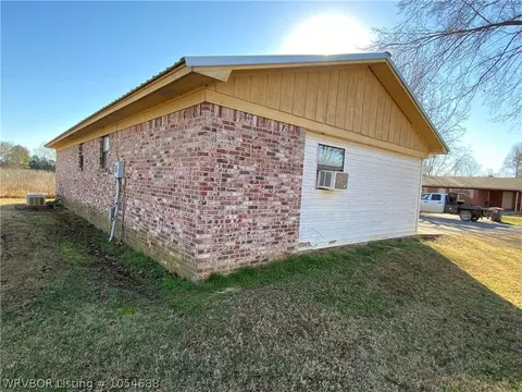 502 N 35th St, Ozark, AR 72949 photo 4