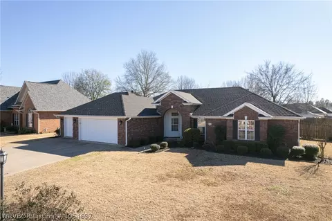 6404 Maplefield Dr, Fort Smith, AR 72916 photo 1