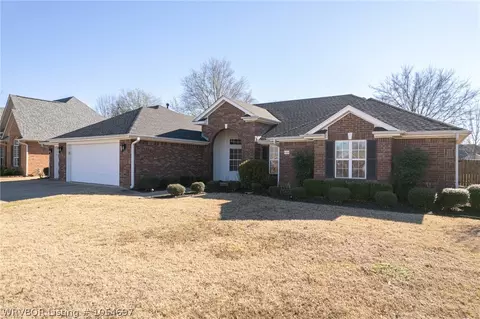 6404 Maplefield Dr, Fort Smith, AR 72916 photo 2