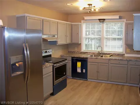 3312 N M St, Fort Smith, AR 72904 photo 5