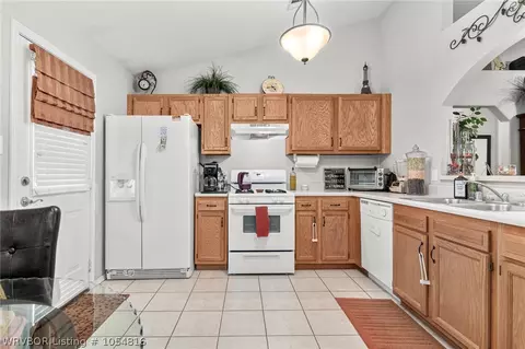 1202 N 11th St, Barling, AR 72923 photo 6