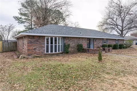 8000 Adam Dr, Fort Smith, AR 72903 photo 2