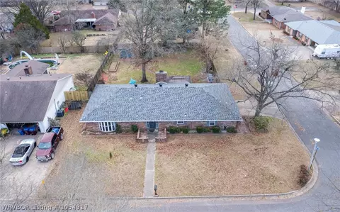 8000 Adam Dr, Fort Smith, AR 72903 photo 4