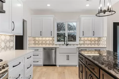 1402 Springhills Dr, Alma, AR 72921 photo 13