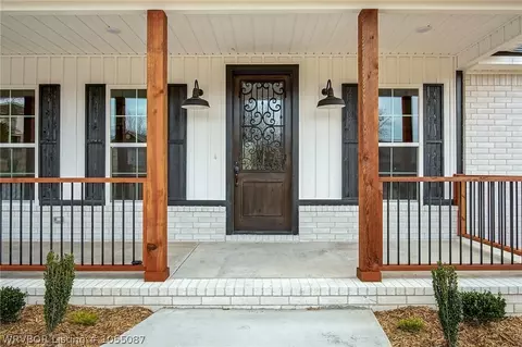 1402 Springhills Dr, Alma, AR 72921 photo 5