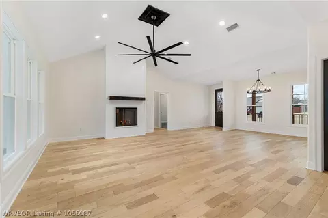 1402 Springhills Dr, Alma, AR 72921 photo 9