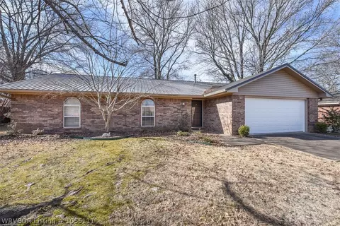 2916 Riverbend Dr, Fort Smith, AR 72903 photo 1