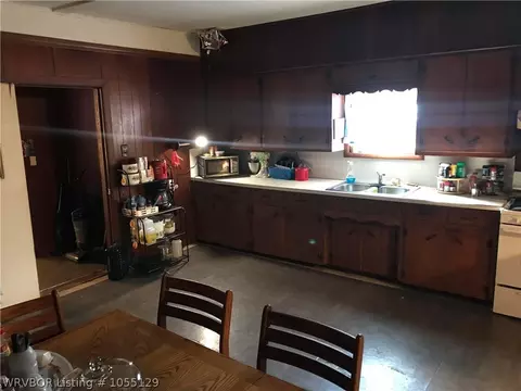 800 Butler St, Central City, AR 72941 photo 4