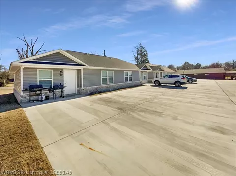 301 Plum St, Hackett, AR 72937 photo 2