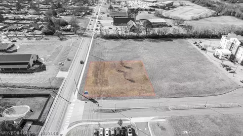 1109 Pointer Trl E, Van Buren, AR 72956 photo 4