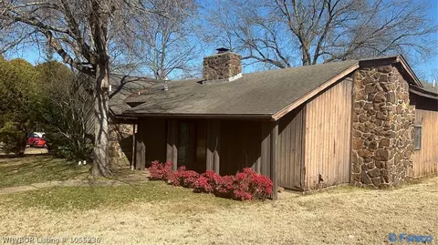 2000 47th Cir, Fort Smith, AR 72904 photo 3