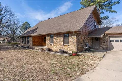 900 6th St, Paris, AR 72855 photo 4