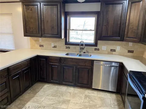 9008 30th St, Fort Smith, AR 72908 photo 5