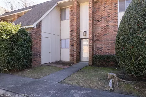 1500 S Albert Pike Ave #35, Fort Smith, AR 72903 photo 2