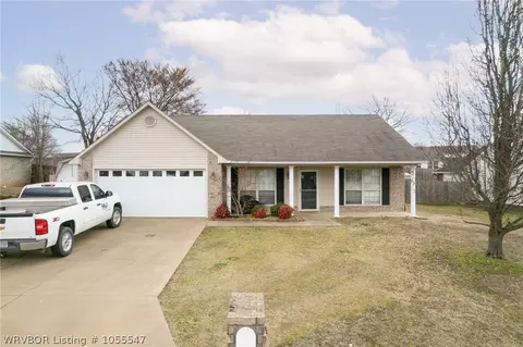 1636 Eastgate Cir, Greenwood, AR 72936 photo 1