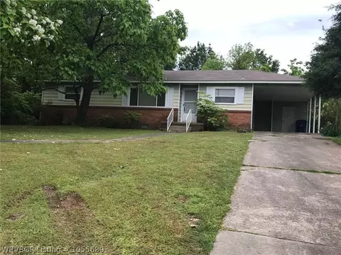 2414 S Independence St, Fort Smith, AR 72901 photo 1