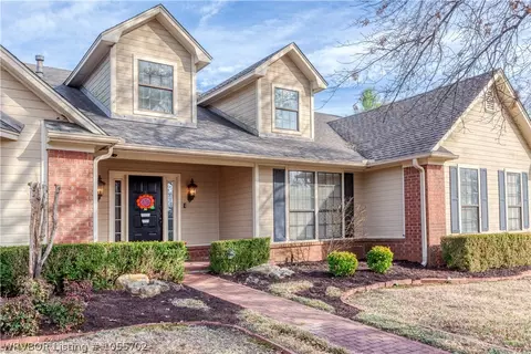 1709 Crestview Ln, Fort Smith, AR 72903 photo 4