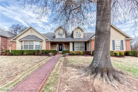 1709 Crestview Ln, Fort Smith, AR 72903 photo 1
