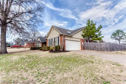 1709 Crestview Ln, Fort Smith, AR 72903 photo 6