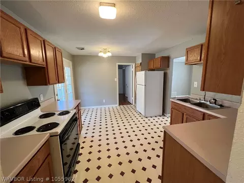 3313 S Quincy St, Fort Smith, AR 72903 photo 5