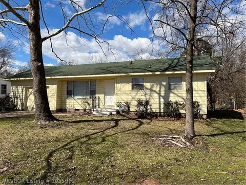 3313 S Quincy St, Fort Smith, AR 72903 photo 2