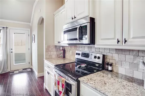 404 Caseys Ct, Lavaca, AR 72941 photo 11