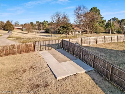 404 Caseys Ct, Lavaca, AR 72941 photo 25