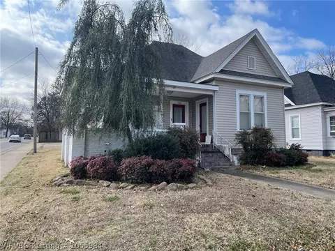 1924 S M St, Fort Smith, AR 72901 photo 1