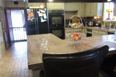 8231 Sebastian Lake Dr, Hackett, AR 72937 photo 3