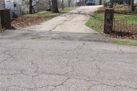 8231 Sebastian Lake Dr, Hackett, AR 72937 photo 28