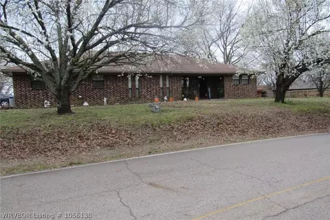 8231 Sebastian Lake Dr, Hackett, AR 72937 photo 1