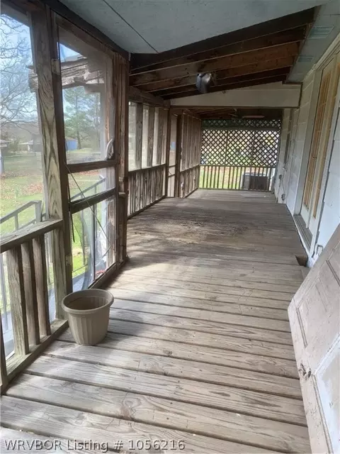 408 Sherwood Ave, Bonanza, AR 72916 photo 4