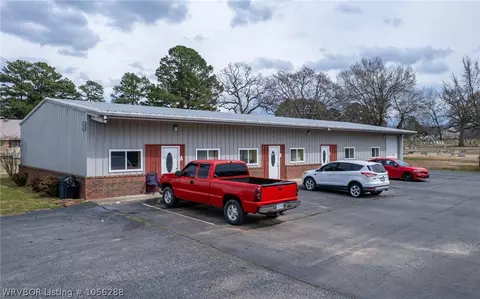 1406 E Academy St, Paris, AR 72855 photo 2