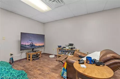 1406 E Academy St, Paris, AR 72855 photo 6