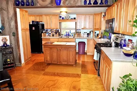 10 Maple St, Hartford, AR 72938 photo 12