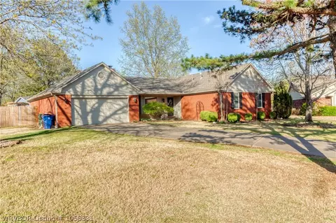 5415 S 93rd Cir, Fort Smith, AR 72903 photo 3