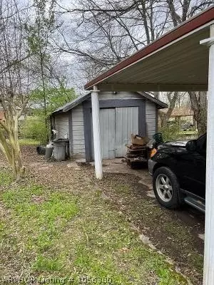 412 E Denver St, Greenwood, AR 72936 photo 4