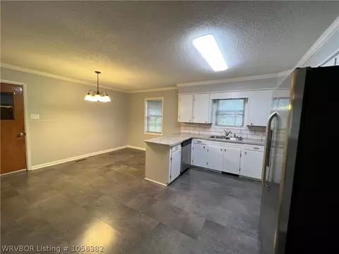116 E Miami St, Greenwood, AR 72936 photo 5