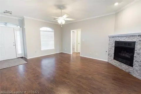 6917 Red Bud Dr, Fort Smith, AR 72916 photo 2
