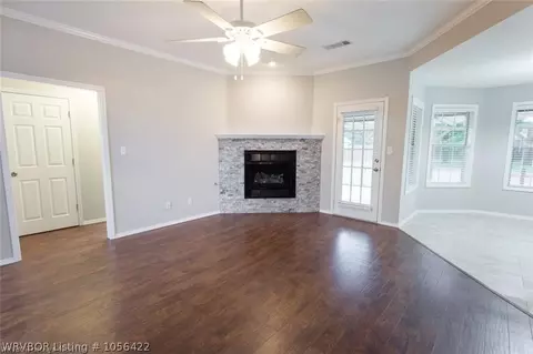 6917 Red Bud Dr, Fort Smith, AR 72916 photo 3