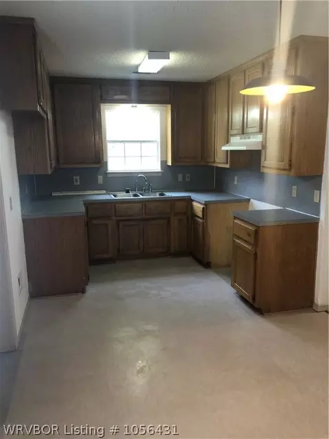1218 14th St, Fort Smith, AR 72901 photo 3