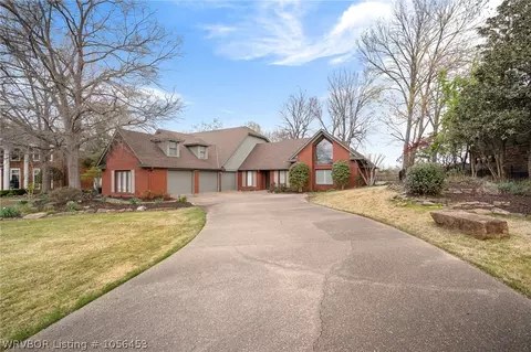 2105 Wyndermere Way, Fort Smith, AR 72903 photo 3