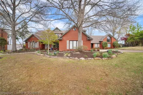 2105 Wyndermere Way, Fort Smith, AR 72903 photo 2