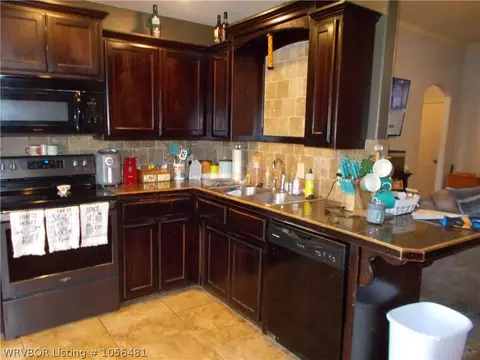 517 Black Creek Ln, Hackett, AR 72937 photo 8