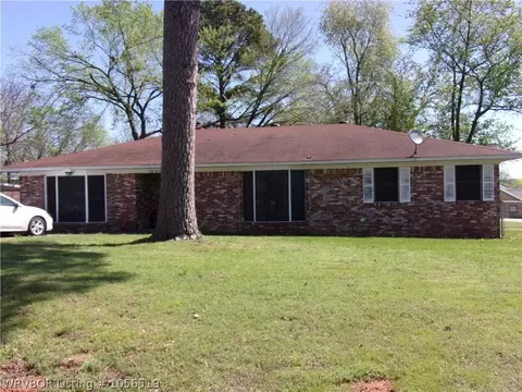 200 9th St, Ozark, AR 72949 photo 1