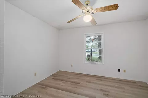 3221 S 68th Cir, Fort Smith, AR 72903 photo 2