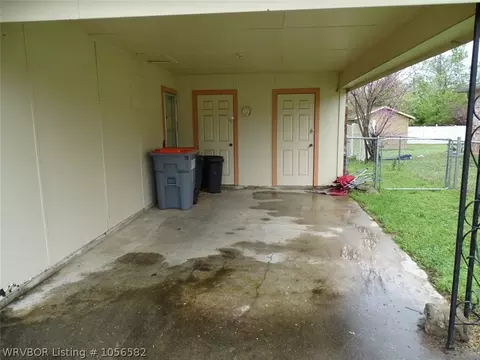 1109 B St, Barling, AR 72923 photo 3